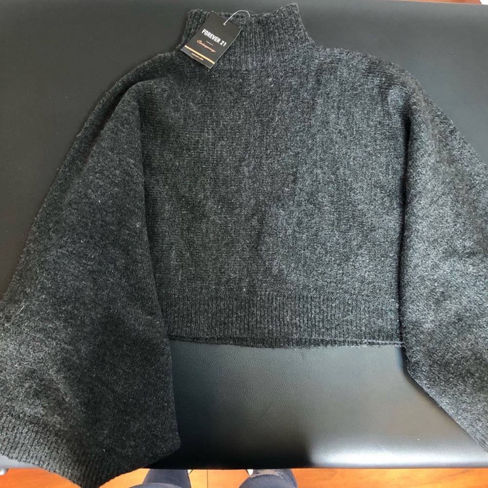 Cropped Women’s Sweater